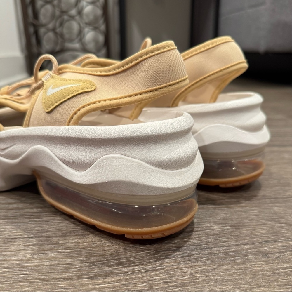 Nike WMNS AIR MAX KOKO SANDAL NA sz 11 - Picture 5 of 6